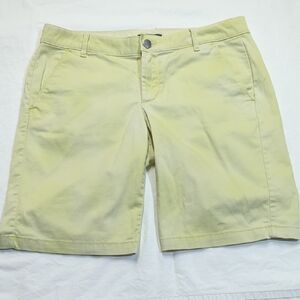 GAP Women's Citron Color Bermudas Shorts